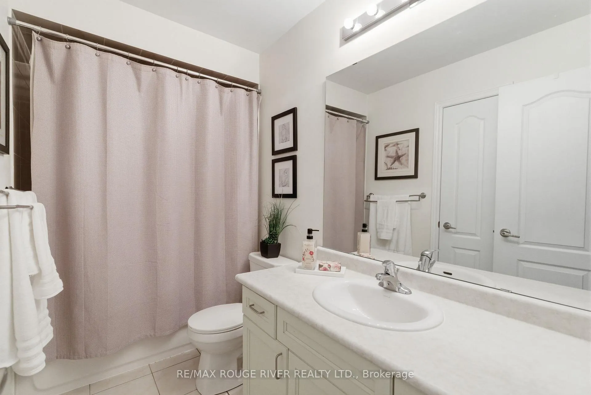 Photo 26 of 6 Edison Way, Whitby, Taunton North — HOMEH