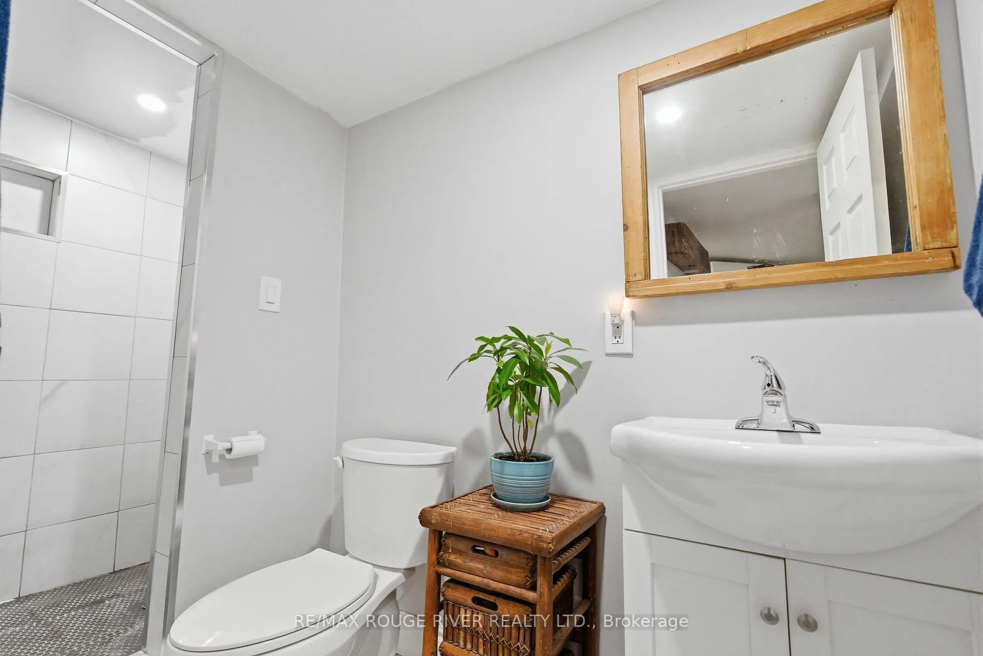 Photo 37 of 6 Edison Way, Whitby, Taunton North — HOMEH