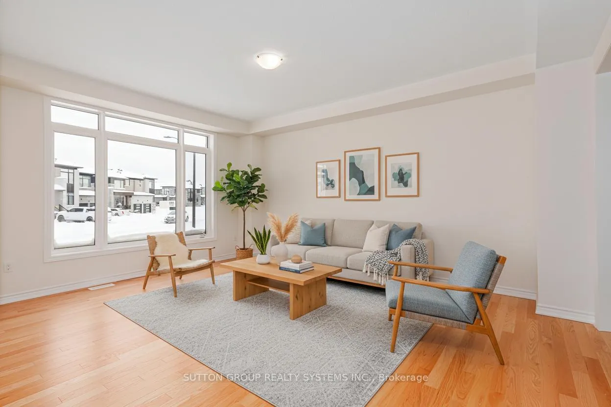 Photo 4 of 184 Roseanne Circle, Wasaga Beach — HOMEH