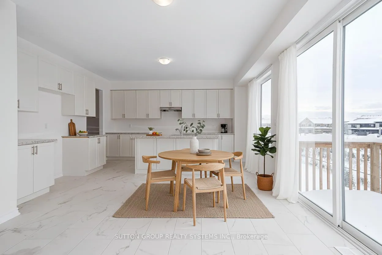 Photo 10 of 184 Roseanne Circle, Wasaga Beach — HOMEH