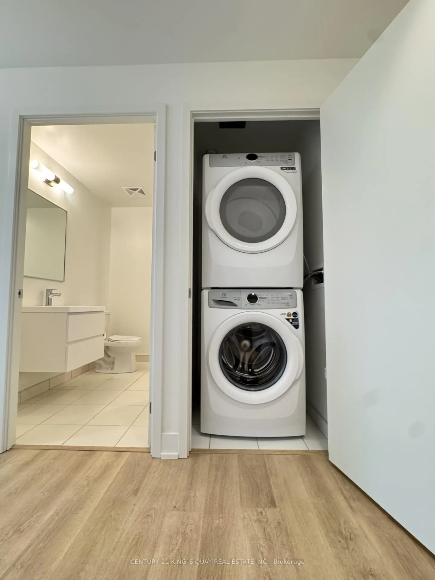 Photo 19 of Unit 2404, 38 Andre De Grasse Street, Markham, Unionville — HOMEH