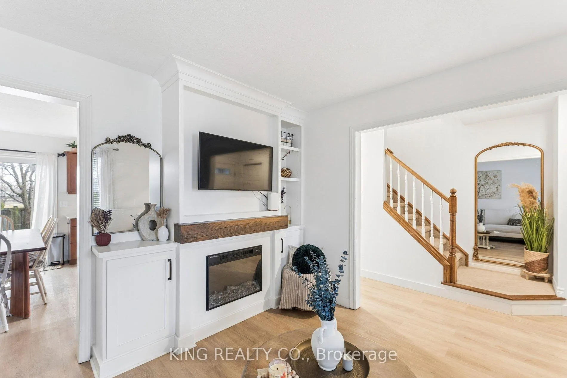 Photo 11 of 24 Coleman Court, St. Thomas — HOMEH