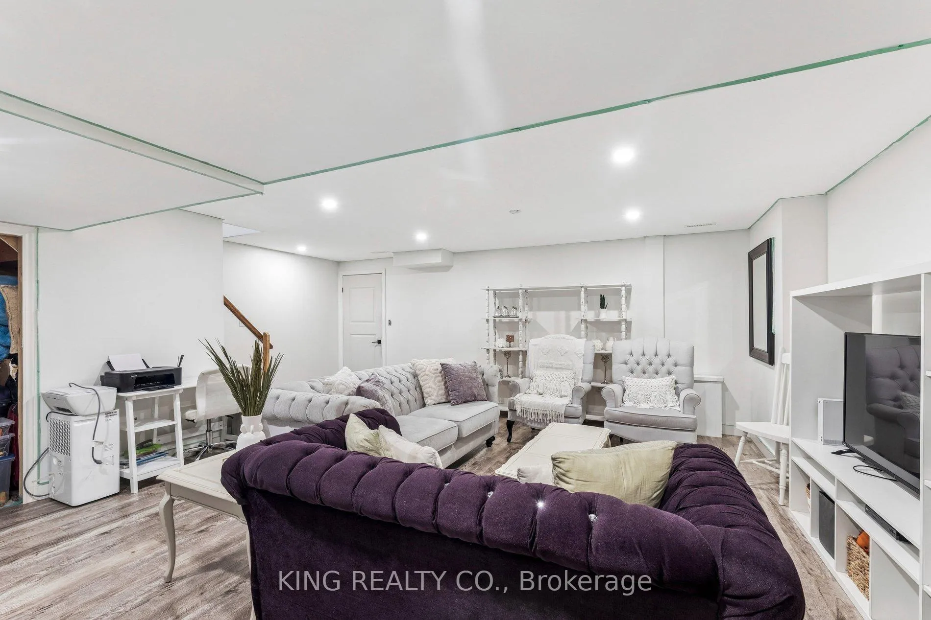 Photo 38 of 24 Coleman Court, St. Thomas — HOMEH