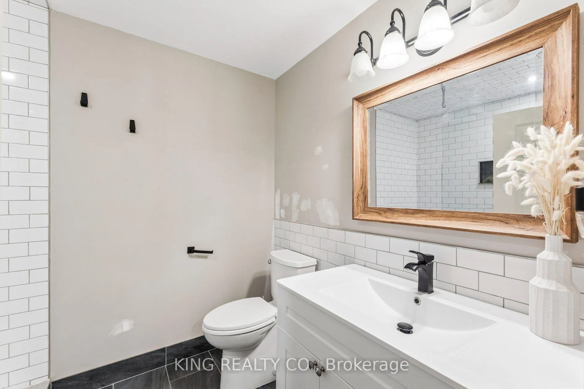 Photo 42 of 24 Coleman Court, St. Thomas — HOMEH