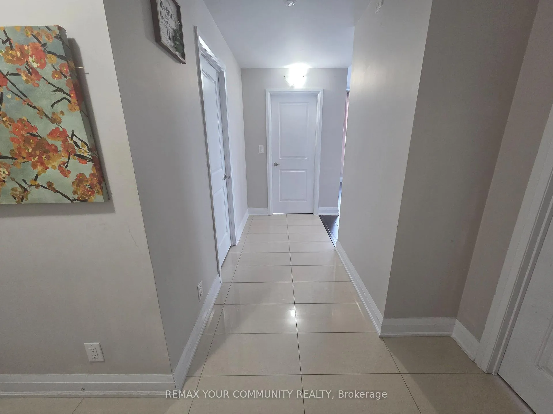 Photo 3 of Unit 318, 12 Woodstream Boulevard, Vaughan, Vaughan Grove — HOMEH