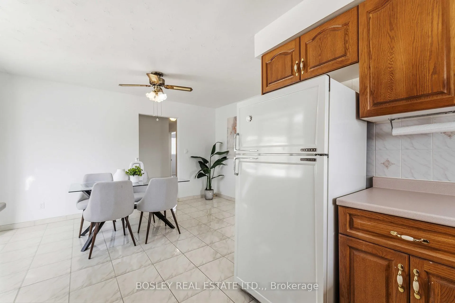 Photo 15 of 7199 Freeman Street, Niagara Falls, Morrison — HOMEH