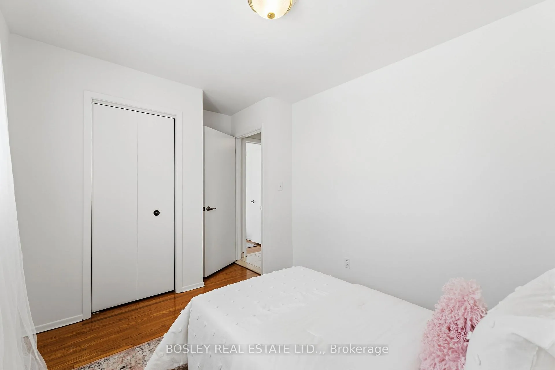 Photo 20 of 7199 Freeman Street, Niagara Falls, Morrison — HOMEH