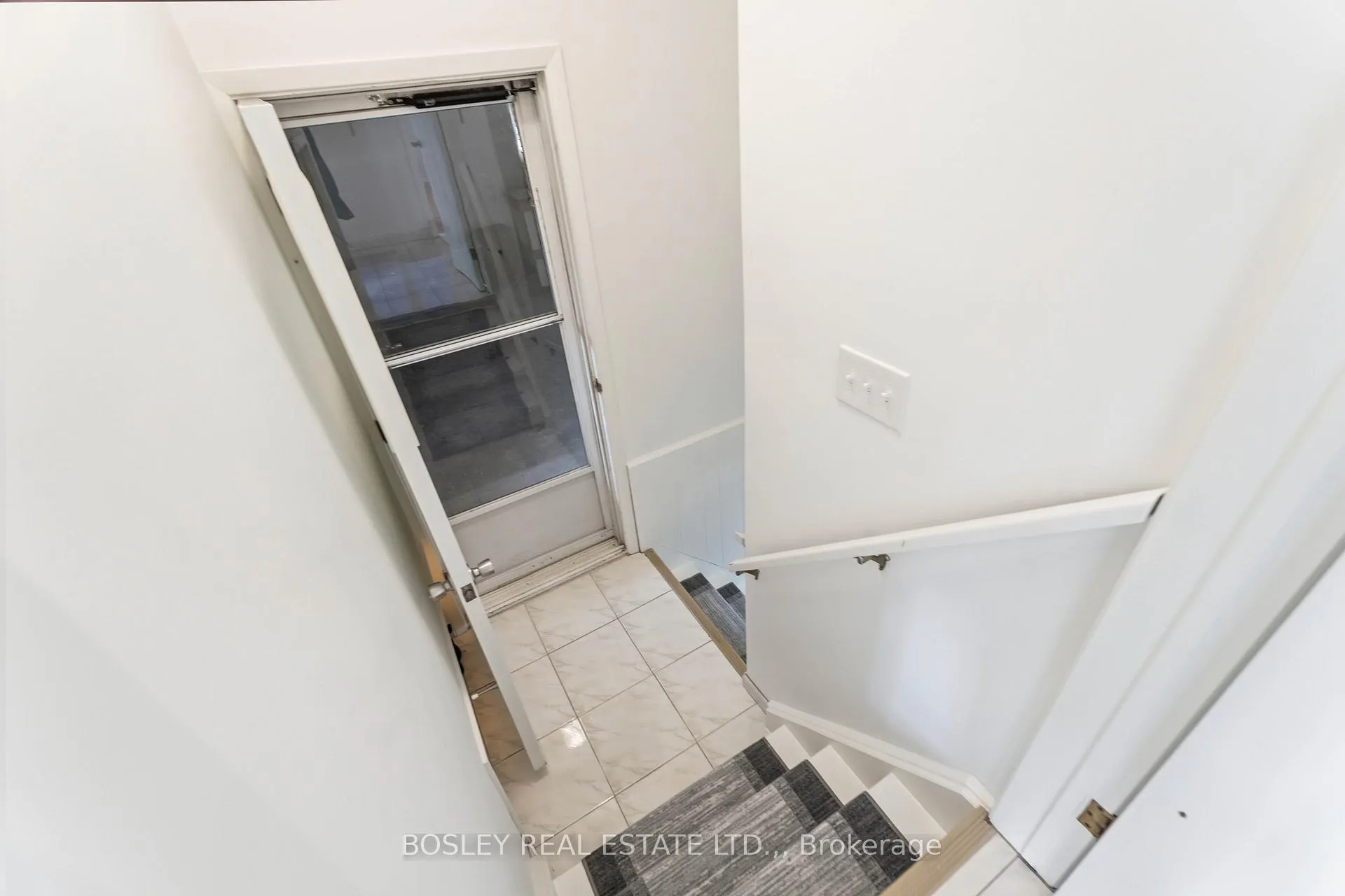 Photo 23 of 7199 Freeman Street, Niagara Falls, Morrison — HOMEH