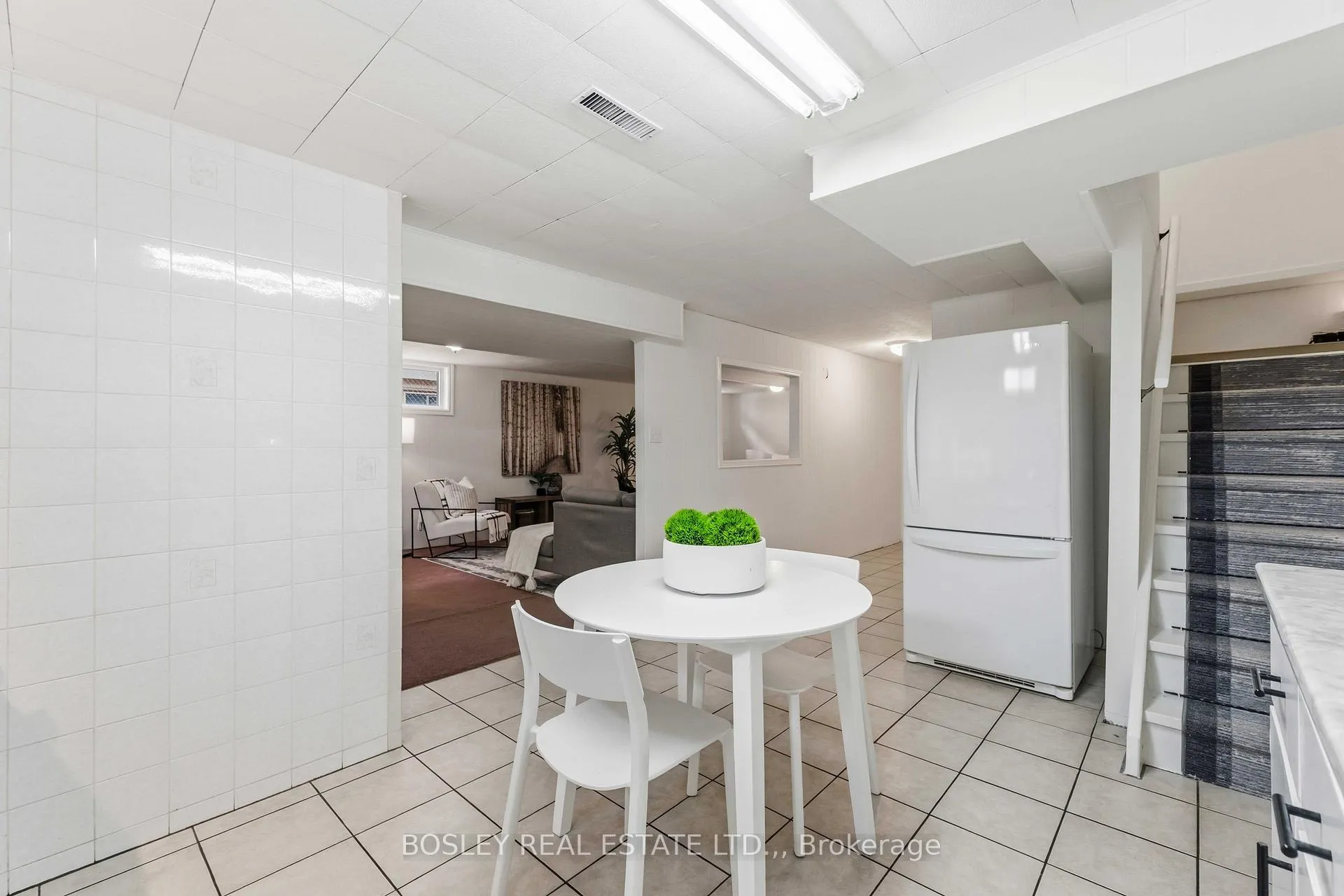 Photo 24 of 7199 Freeman Street, Niagara Falls, Morrison — HOMEH
