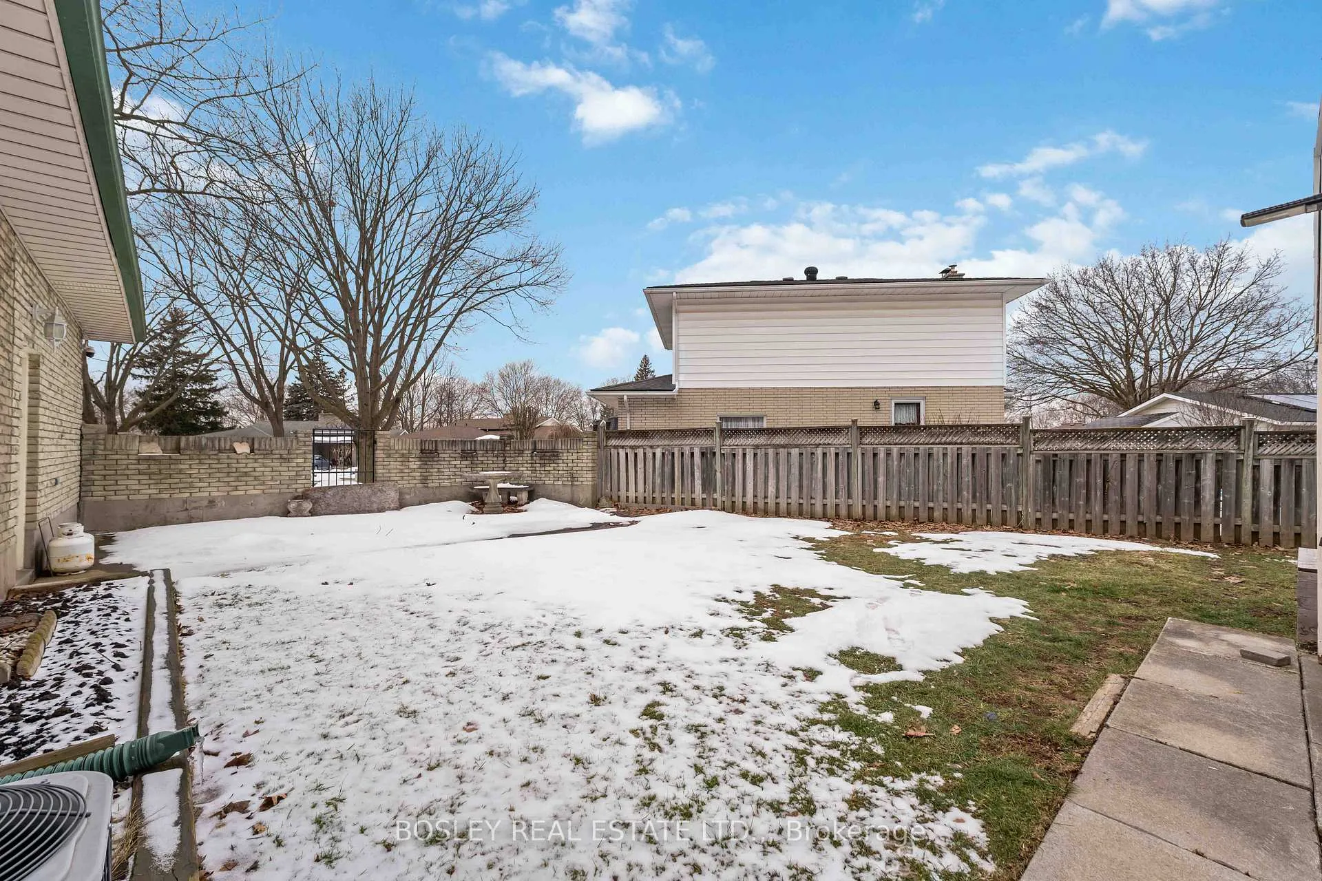 Photo 38 of 7199 Freeman Street, Niagara Falls, Morrison — HOMEH