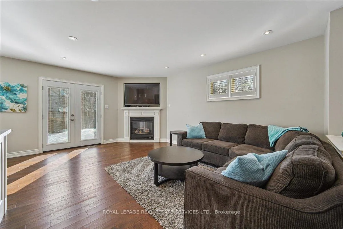 Photo 8 of 2157 Forest Gate Park, Oakville, West Oak Trails — HOMEH