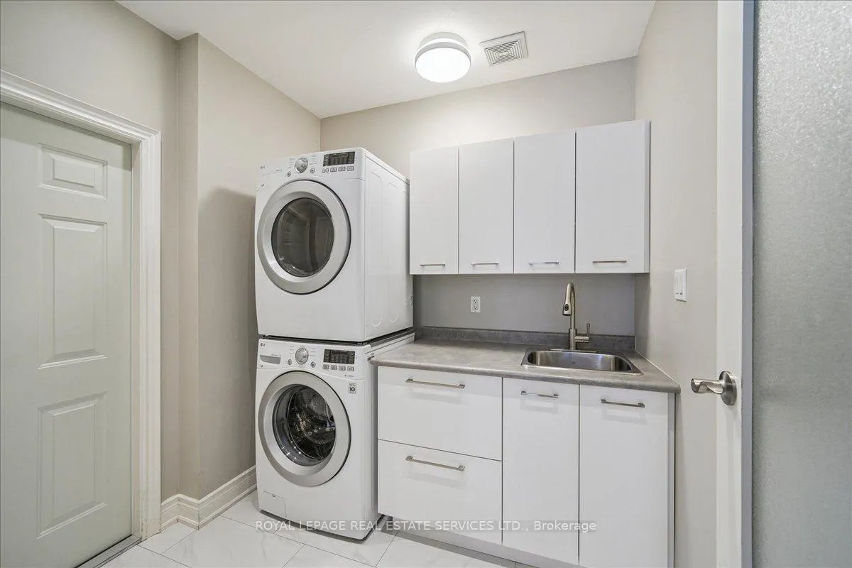 Photo 18 of 2157 Forest Gate Park, Oakville, West Oak Trails — HOMEH