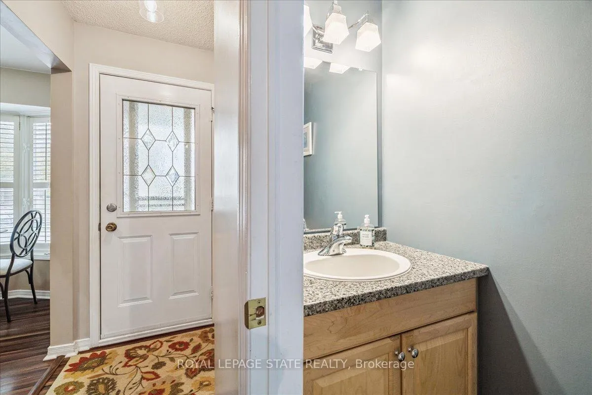 Photo 12 of Unit 5, 15 Ellington Avenue, Hamilton, Stoney Creek — HOMEH