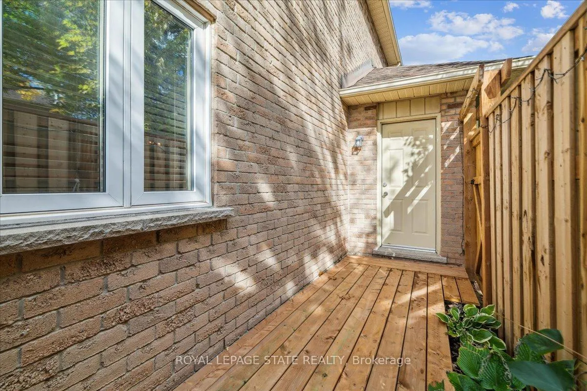 Photo 42 of Unit 5, 15 Ellington Avenue, Hamilton, Stoney Creek — HOMEH