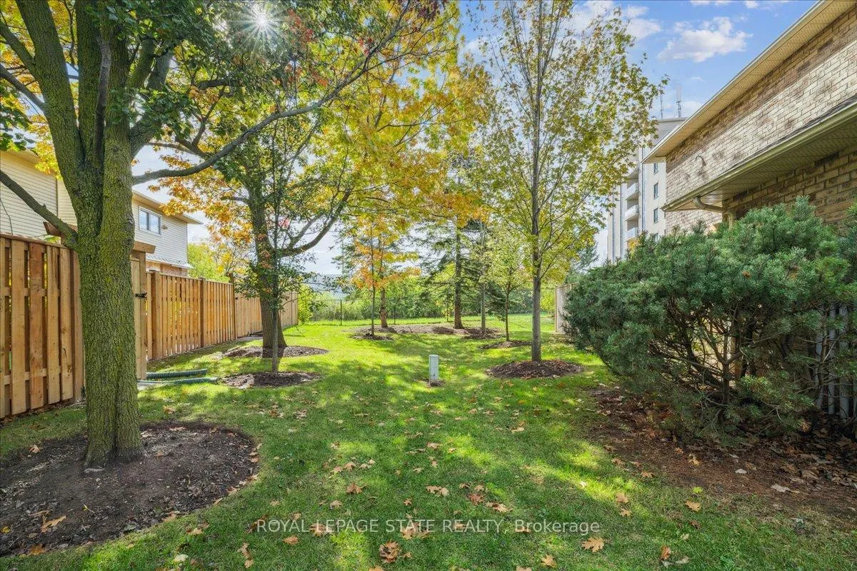Photo 43 of Unit 5, 15 Ellington Avenue, Hamilton, Stoney Creek — HOMEH