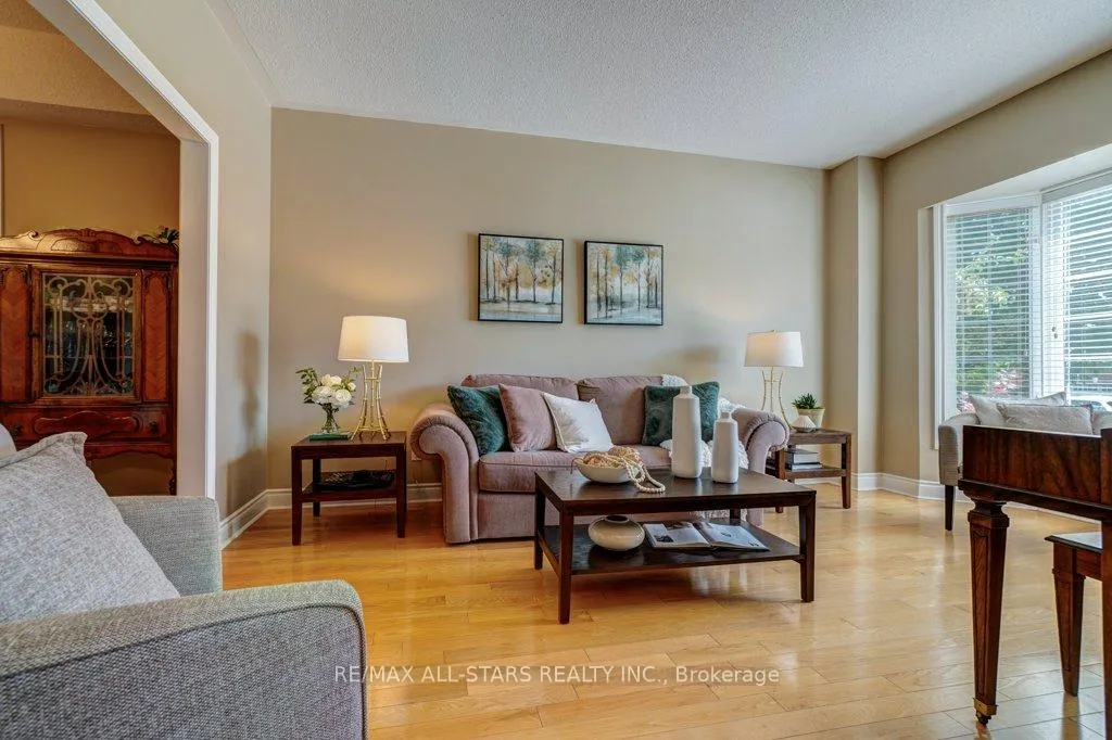 Photo 4 of 67 Rosena Lane, Uxbridge — HOMEH