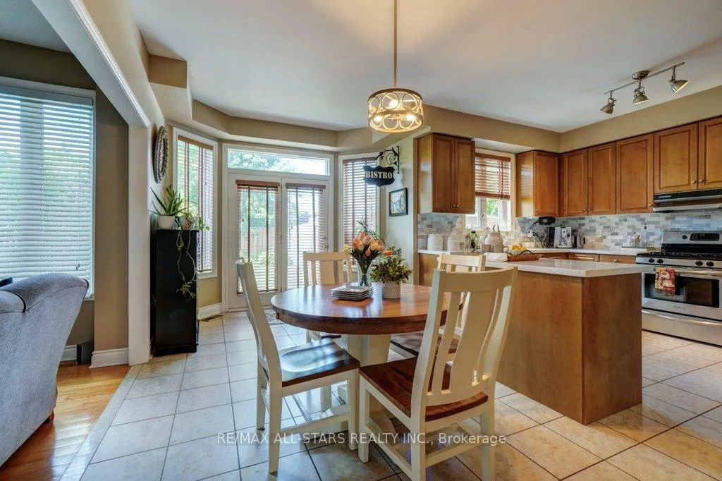 Photo 8 of 67 Rosena Lane, Uxbridge — HOMEH