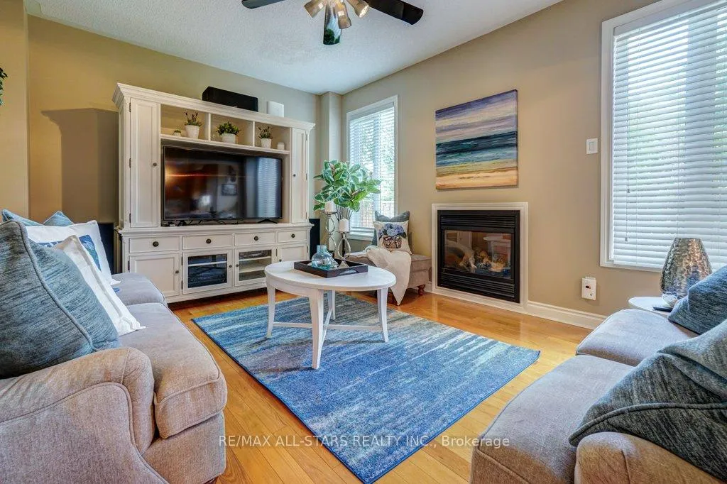 Photo 16 of 67 Rosena Lane, Uxbridge — HOMEH