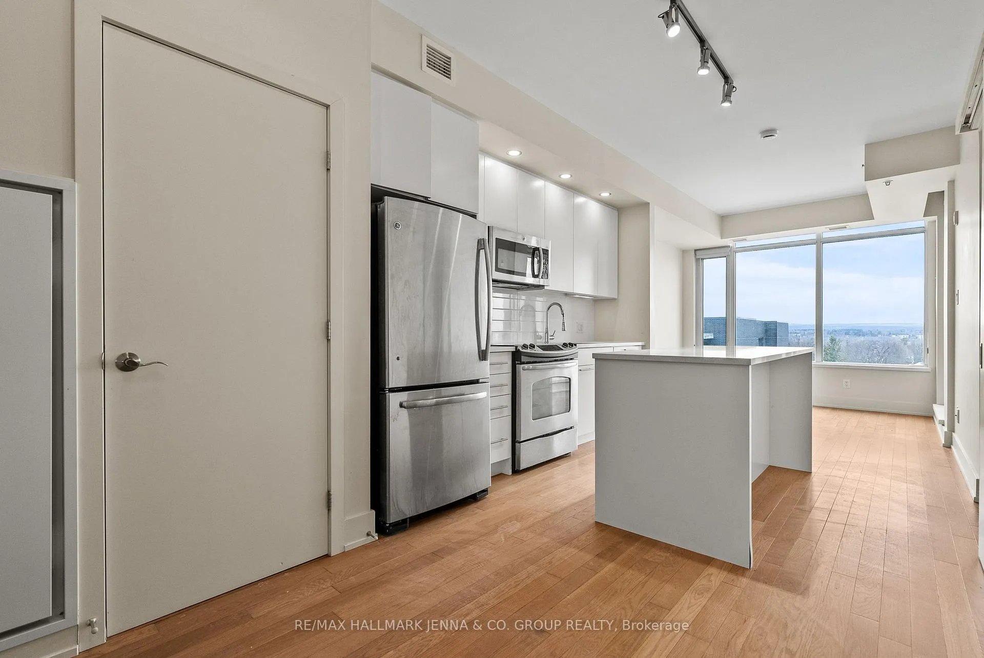 Photo 5 of Unit 611, 88 Richmond Road, Ottawa, Westboro/Hampton Park — HOMEH