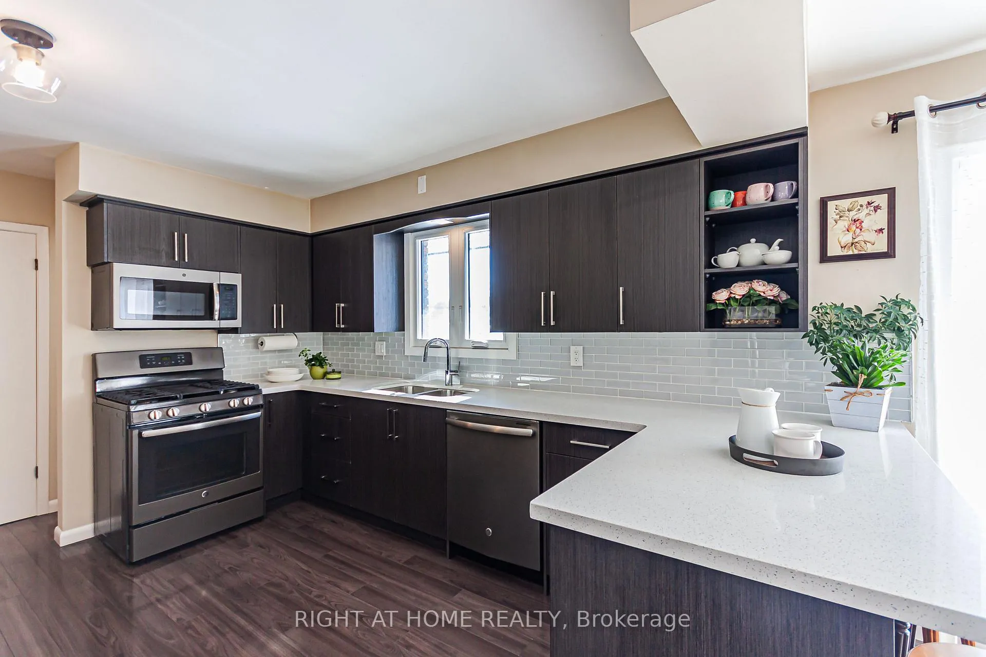 Photo 17 of 709 Regional Rd 13, Uxbridge, Rural Uxbridge — HOMEH