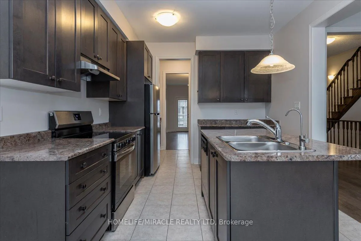 Photo 4 of 73 Sutcliffe Way, New Tecumseth, Alliston — HOMEH