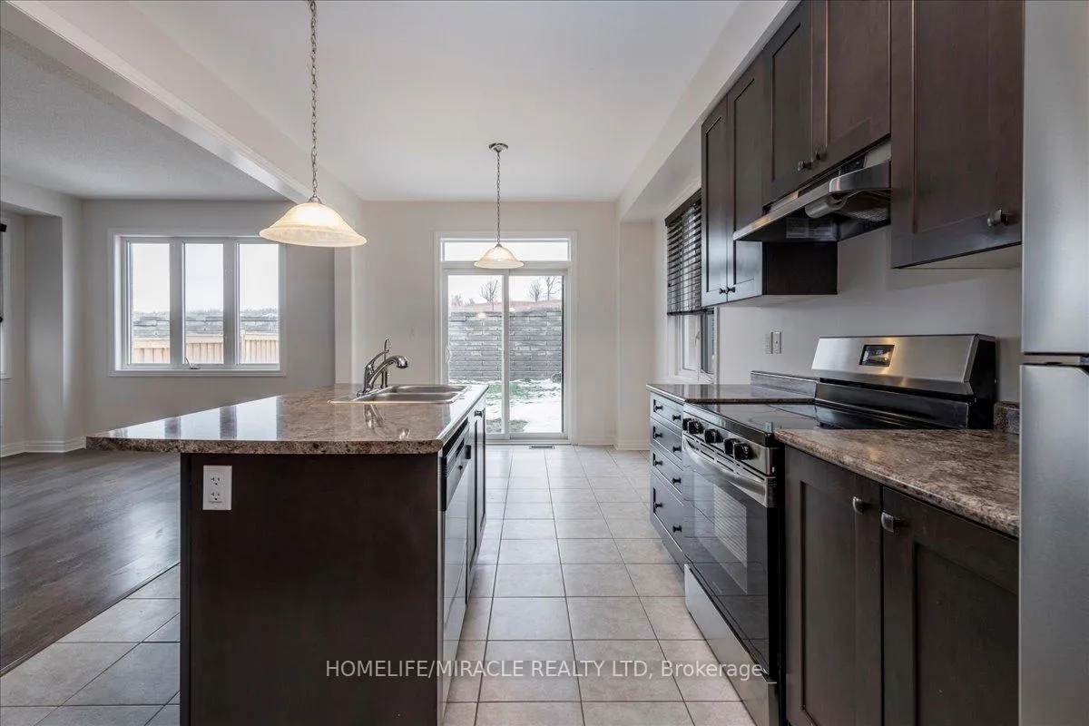 Photo 6 of 73 Sutcliffe Way, New Tecumseth, Alliston — HOMEH