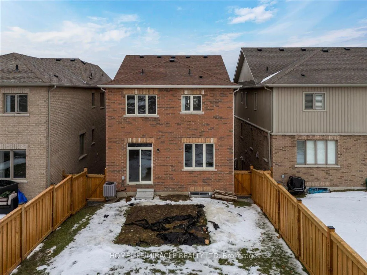 Photo 23 of 73 Sutcliffe Way, New Tecumseth, Alliston — HOMEH
