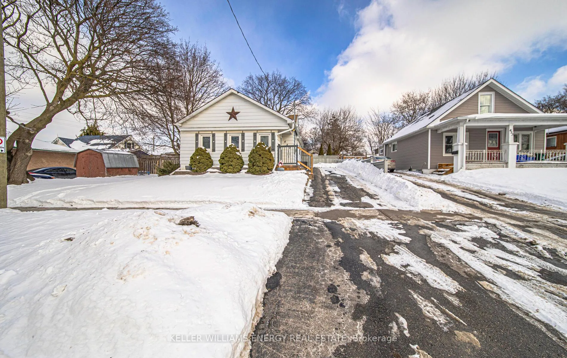 Photo 3 of 449 Cromwell Avenue, Oshawa, Vanier — HOMEH