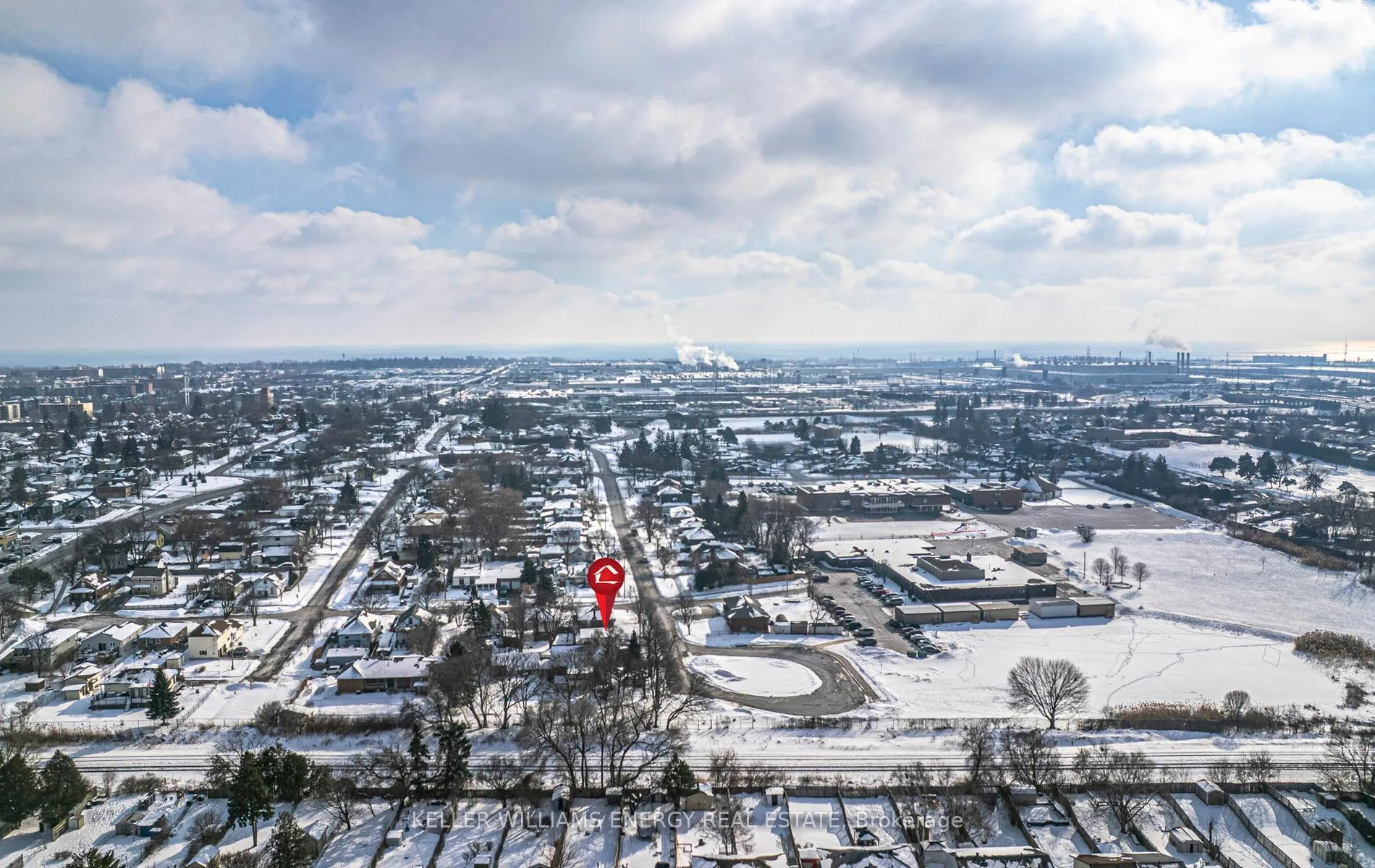 Photo 37 of 449 Cromwell Avenue, Oshawa, Vanier — HOMEH