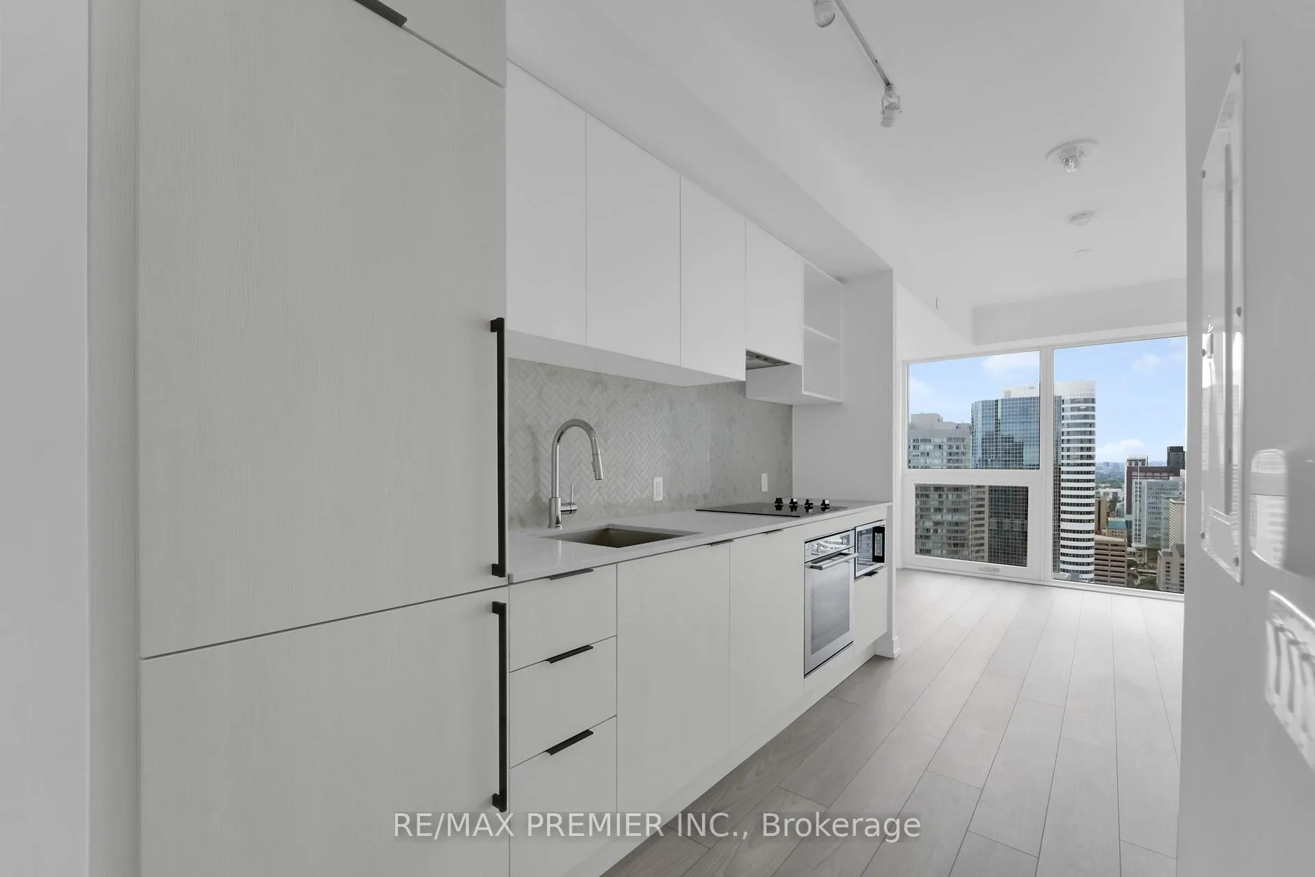 Photo 13 of Unit LPH08, 82 Dalhousie Street, Toronto, Church-Yonge Corridor — HOMEH