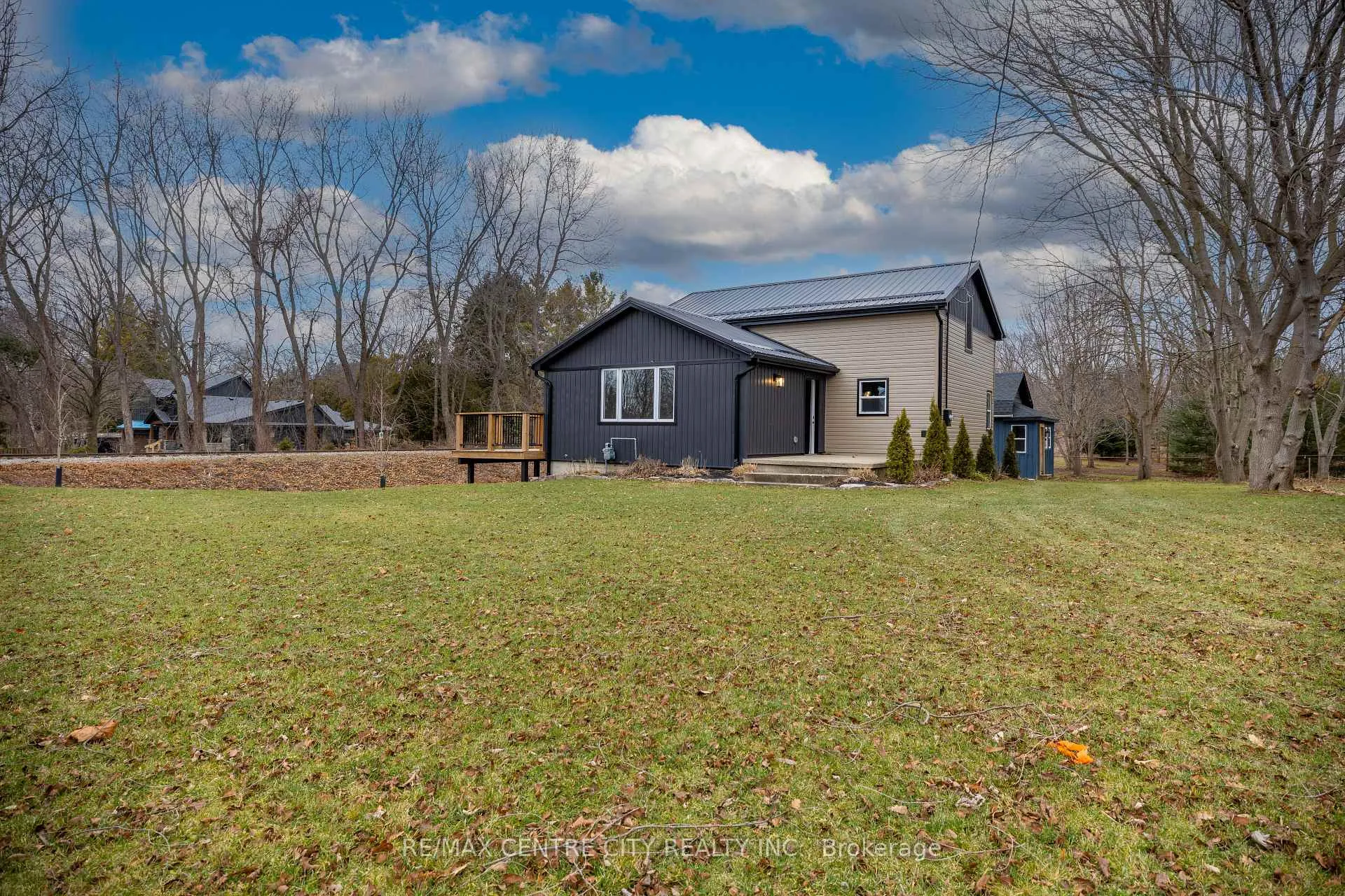 Photo 4 of 42400 John Wise Line, Central Elgin, Rural Central Elgin — HOMEH