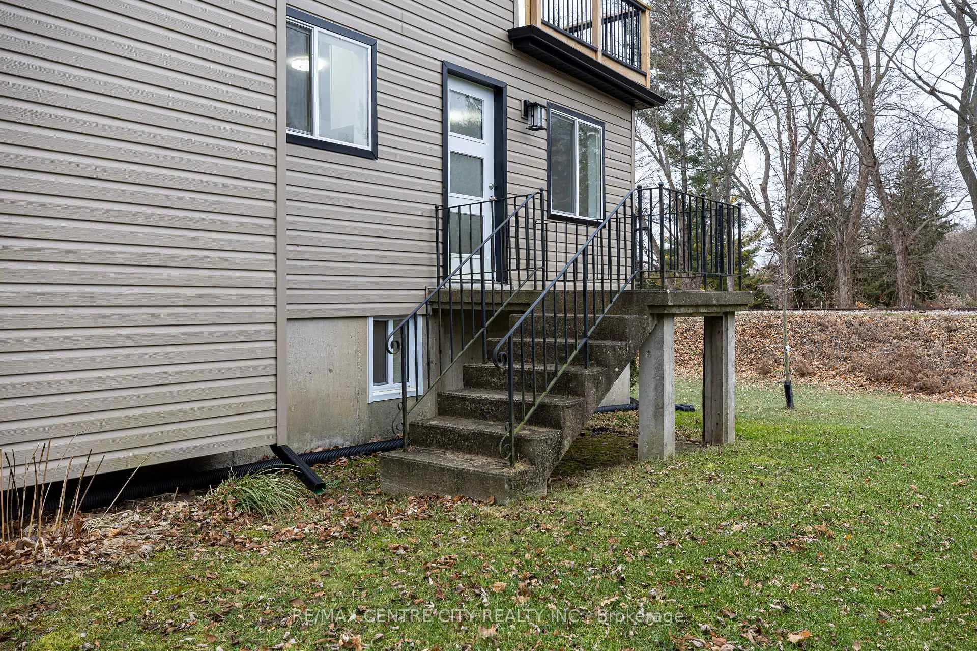 Photo 9 of 42400 John Wise Line, Central Elgin, Rural Central Elgin — HOMEH