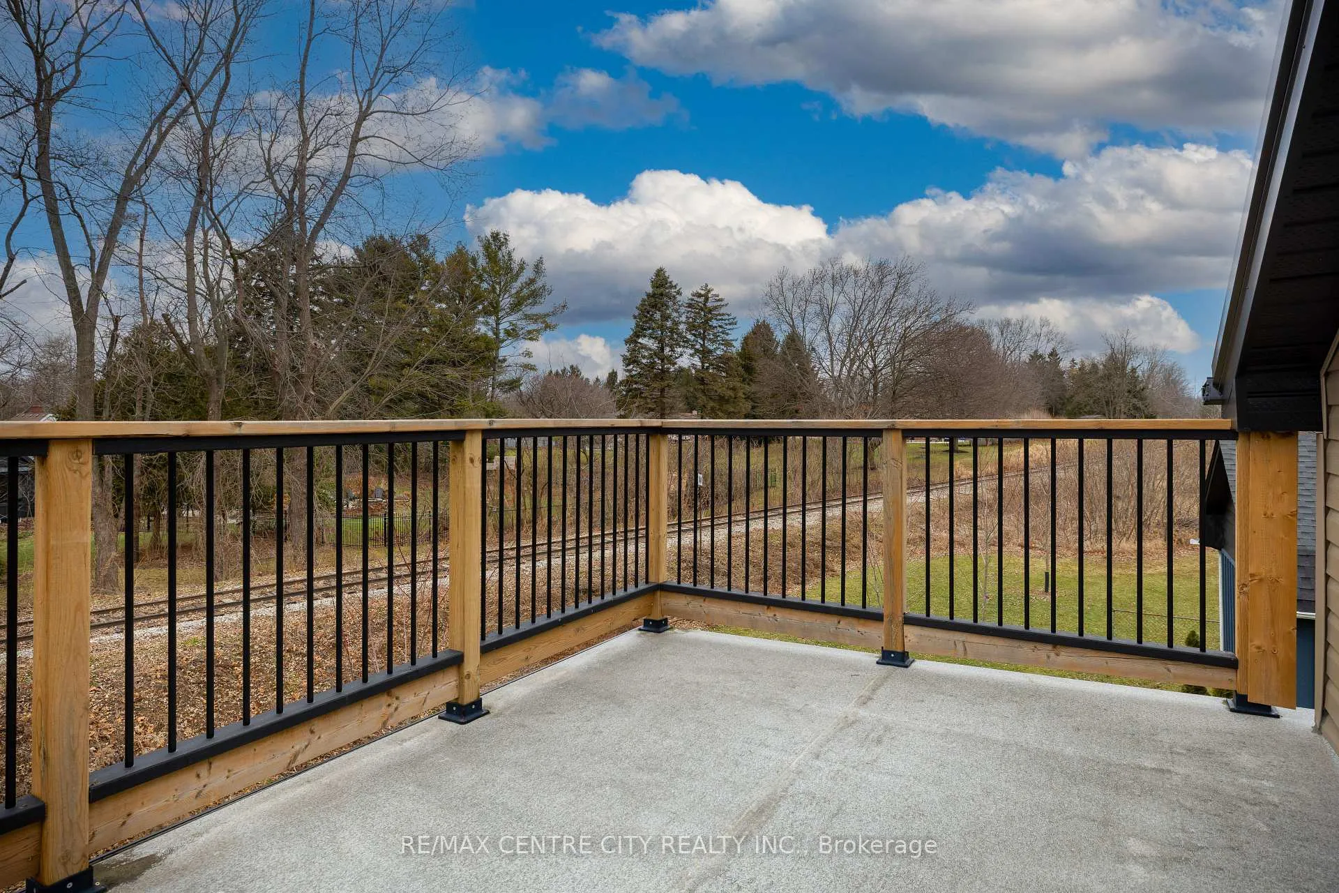 Photo 12 of 42400 John Wise Line, Central Elgin, Rural Central Elgin — HOMEH