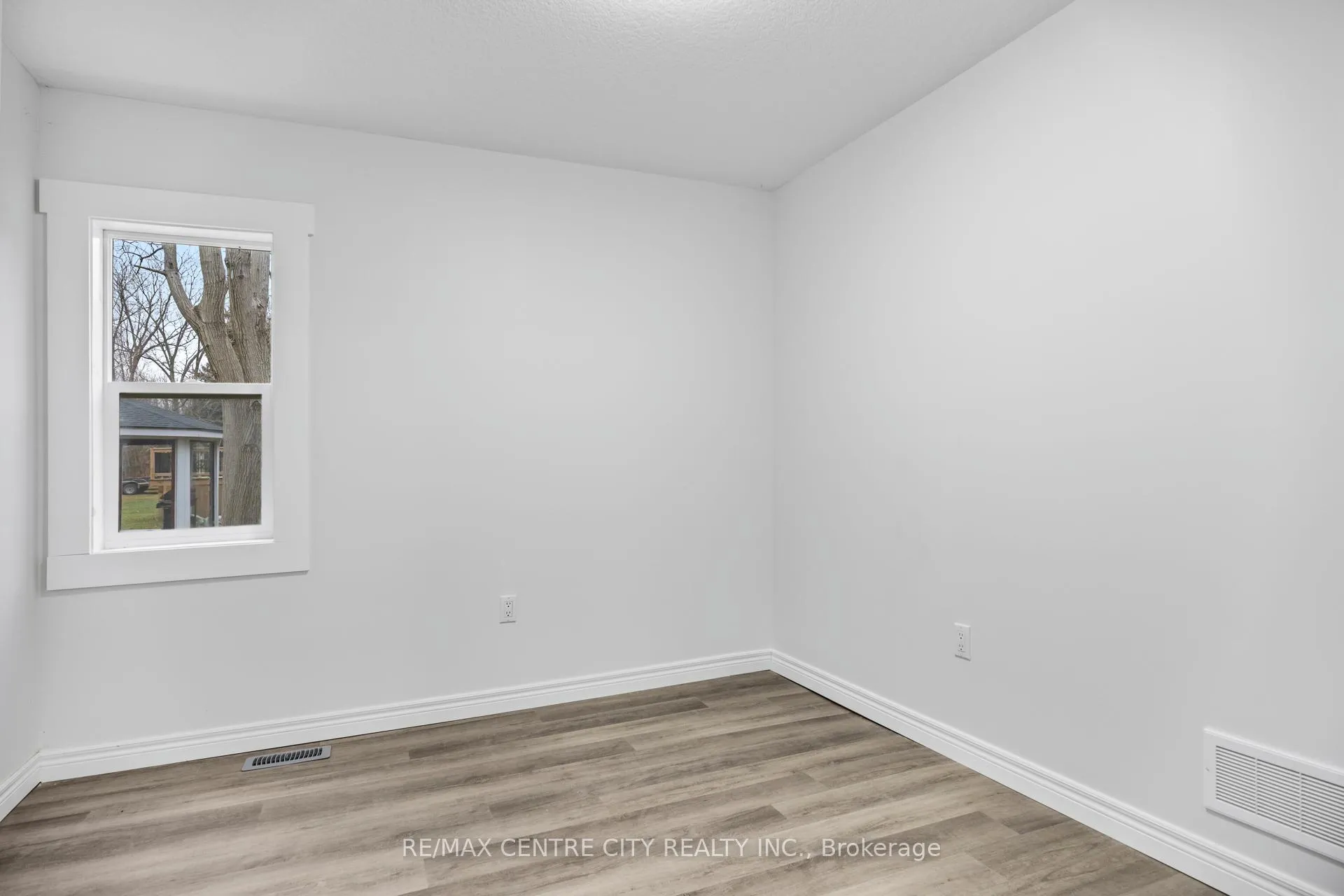 Photo 24 of 42400 John Wise Line, Central Elgin, Rural Central Elgin — HOMEH