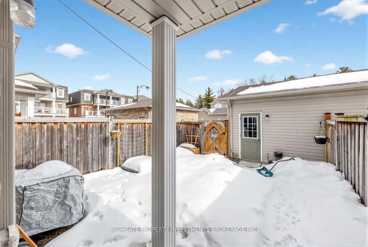 Photo 3 of 2571 Canadian Street, Pickering, Duffin Heights — HOMEH
