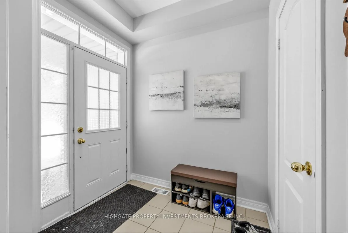 Photo 6 of 2571 Canadian Street, Pickering, Duffin Heights — HOMEH