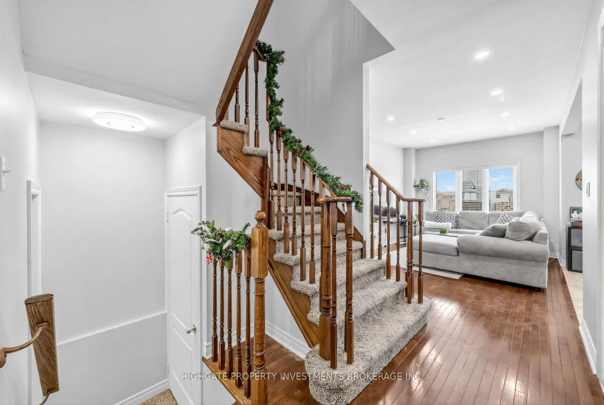 Photo 15 of 2571 Canadian Street, Pickering, Duffin Heights — HOMEH