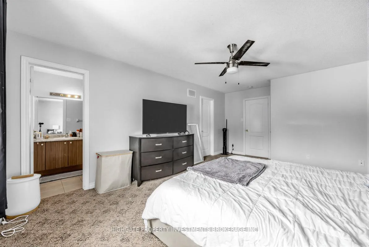 Photo 23 of 2571 Canadian Street, Pickering, Duffin Heights — HOMEH