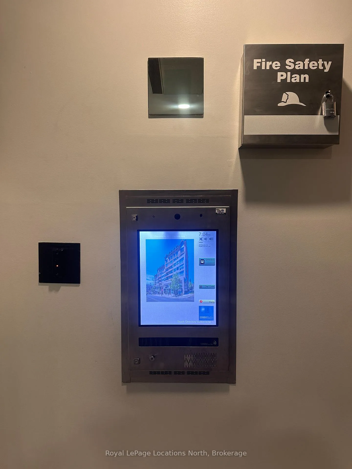 Photo 14 of Unit 702, 1818 Bayview Avenue, Toronto, Mount Pleasant East — HOMEH