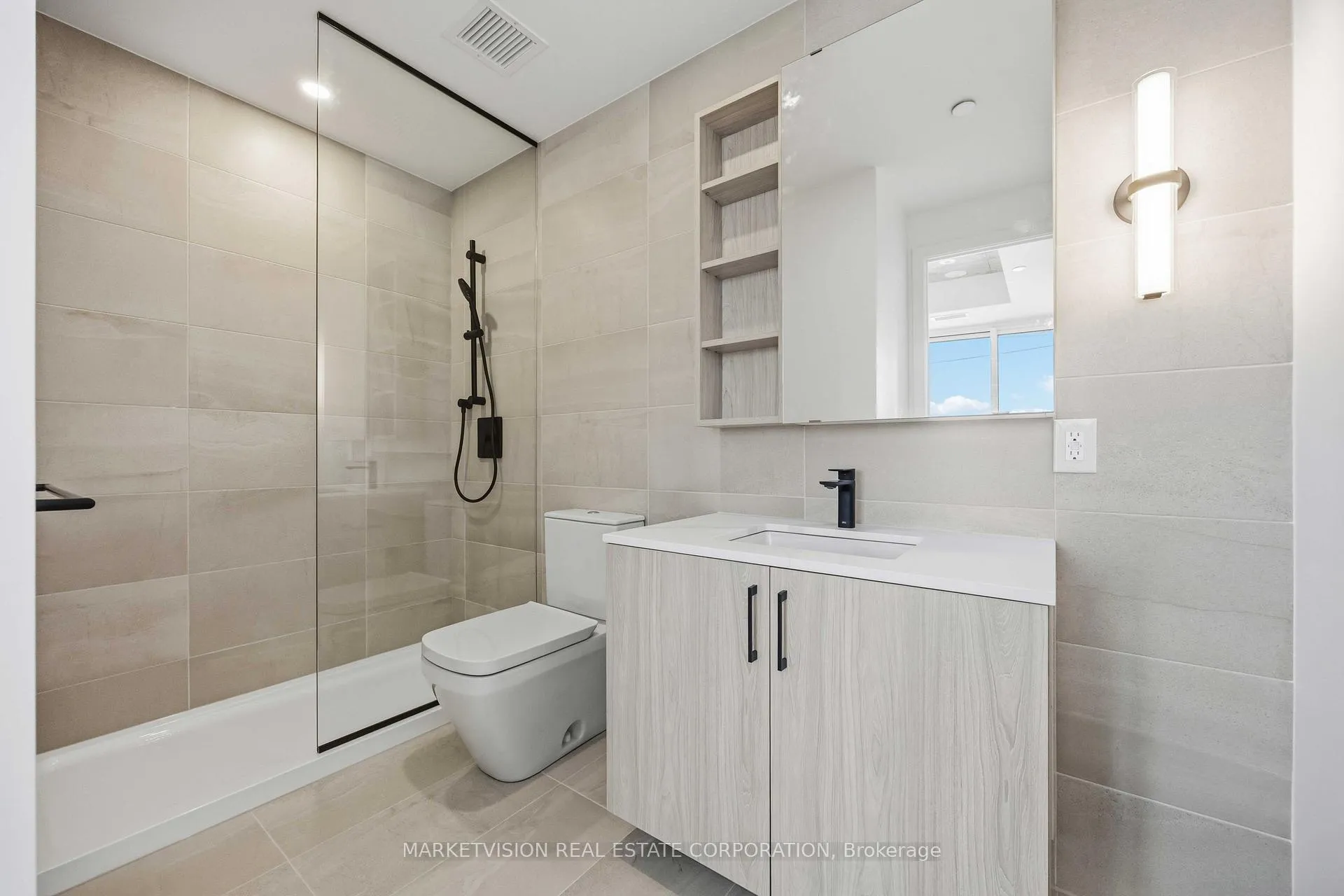 Photo 9 of Unit 310, 689 The Queensway, Etobicoke, Stonegate-Queensway — HOMEH