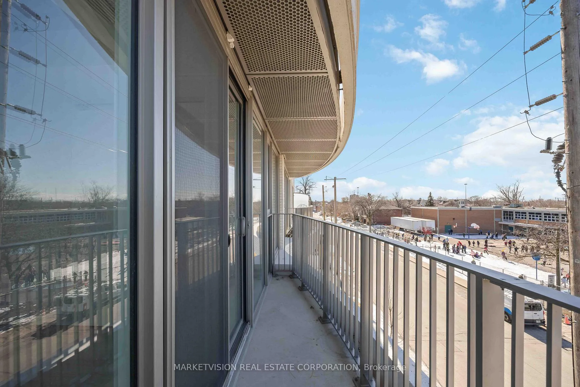Photo 10 of Unit 310, 689 The Queensway, Etobicoke, Stonegate-Queensway — HOMEH