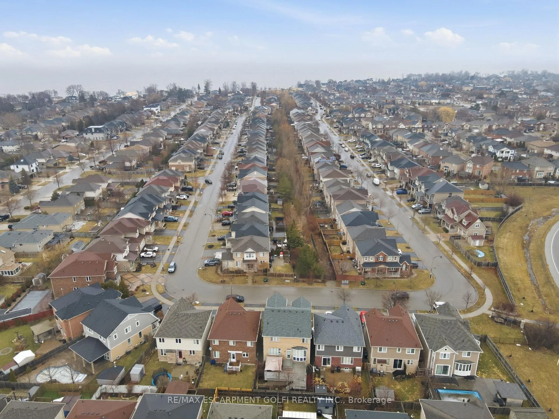 Photo 49 of 241 Montreal Circle, Hamilton, Winona Park — HOMEH