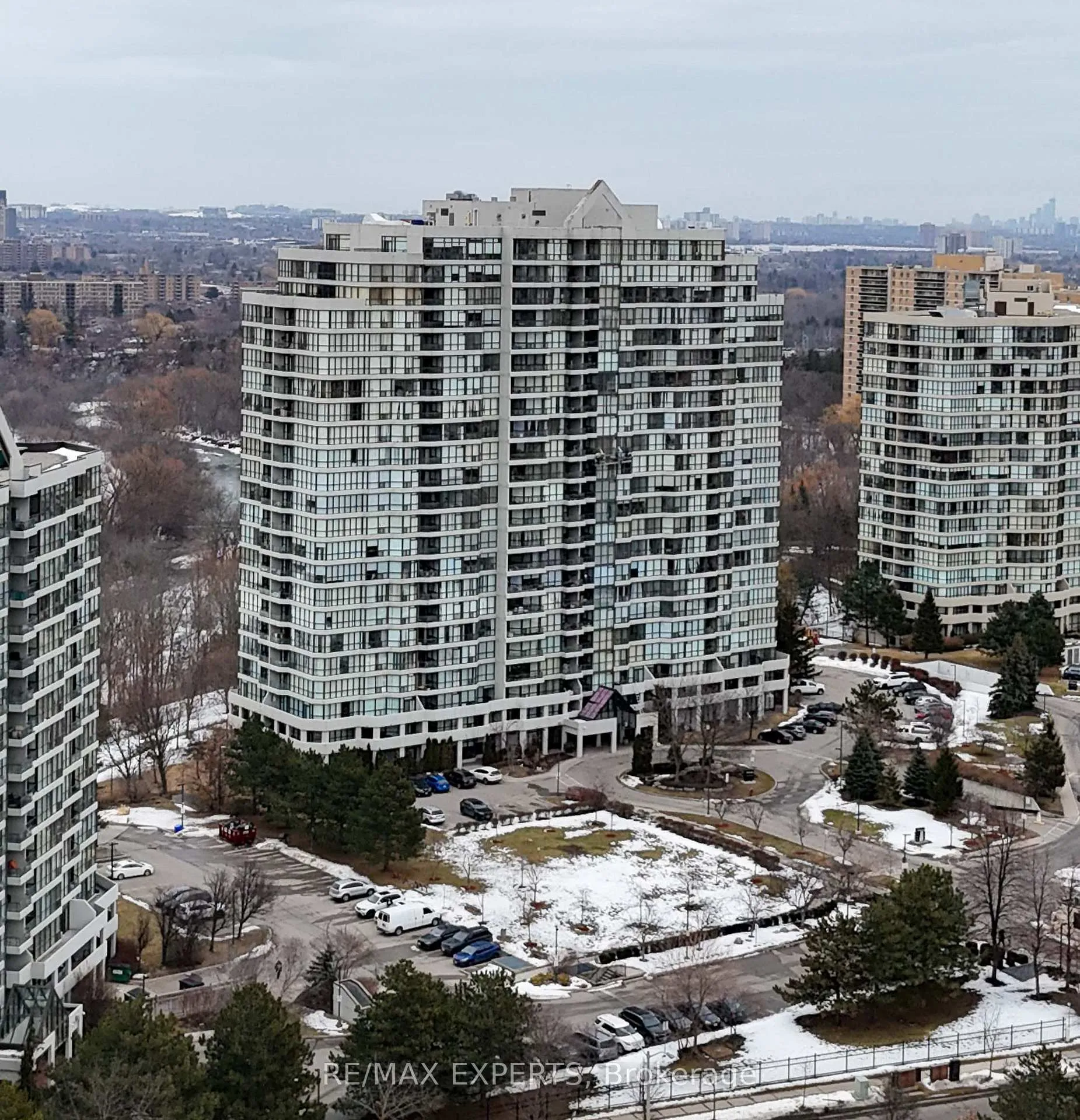 Photo 1 of Unit 1708, 3 Rowntree Road, Etobicoke, Mount Olive-Silverstone-Jamestown — HOMEH