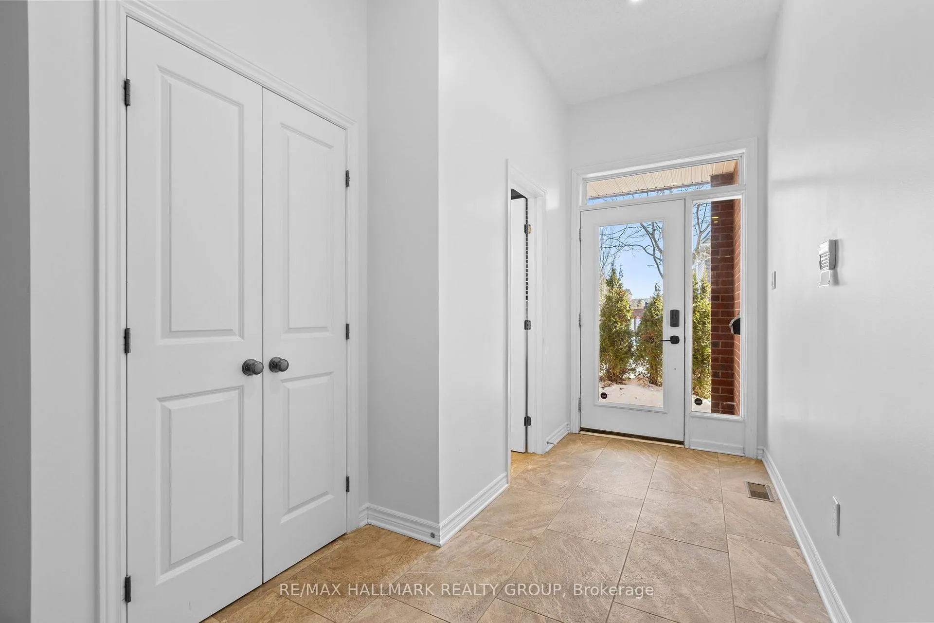 Photo 5 of 117 Abetti Ridge, Ottawa, Barrhaven - Stonebridge — HOMEH