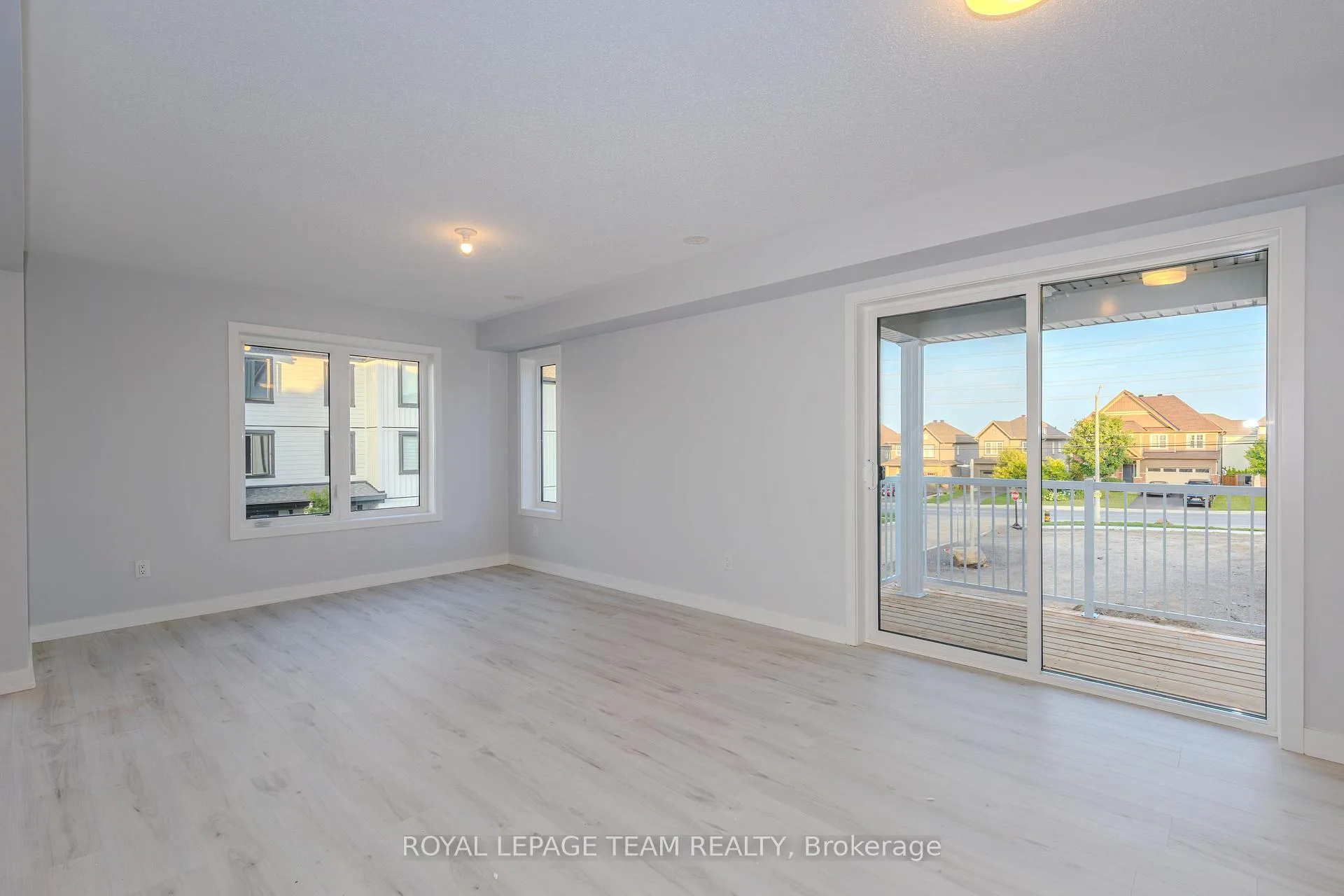 Photo 5 of 753 Kinstead Pvt, Ottawa, Stittsville (North) — HOMEH