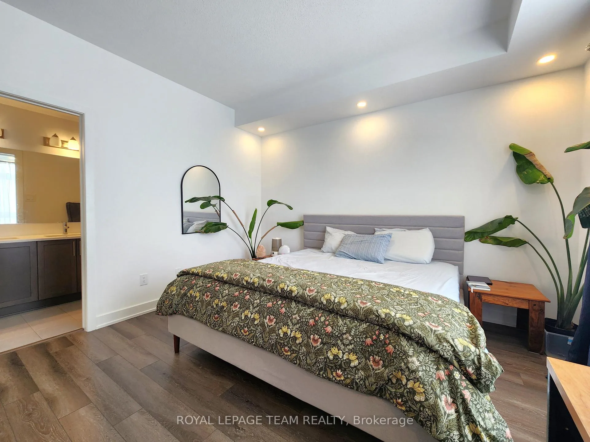 Photo 15 of Unit I, 380 Rolling Meadows Crescent, Ottawa, Mer Bleue/Bradley Estates/Anderson Park — HOMEH