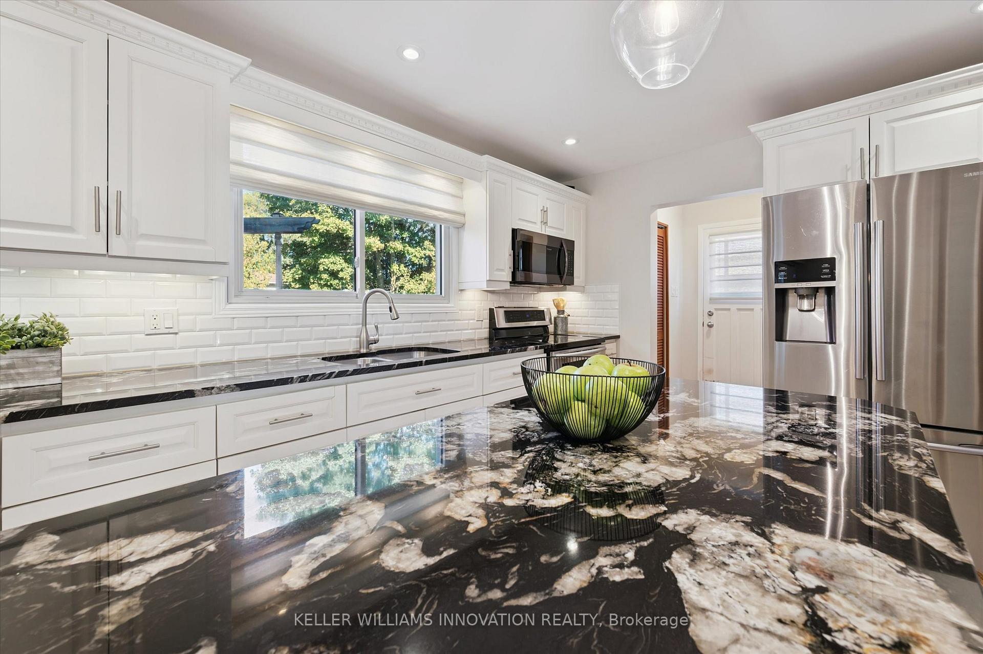 Photo 9 of 153 Forestwood Drive, Kitchener — HOMEH