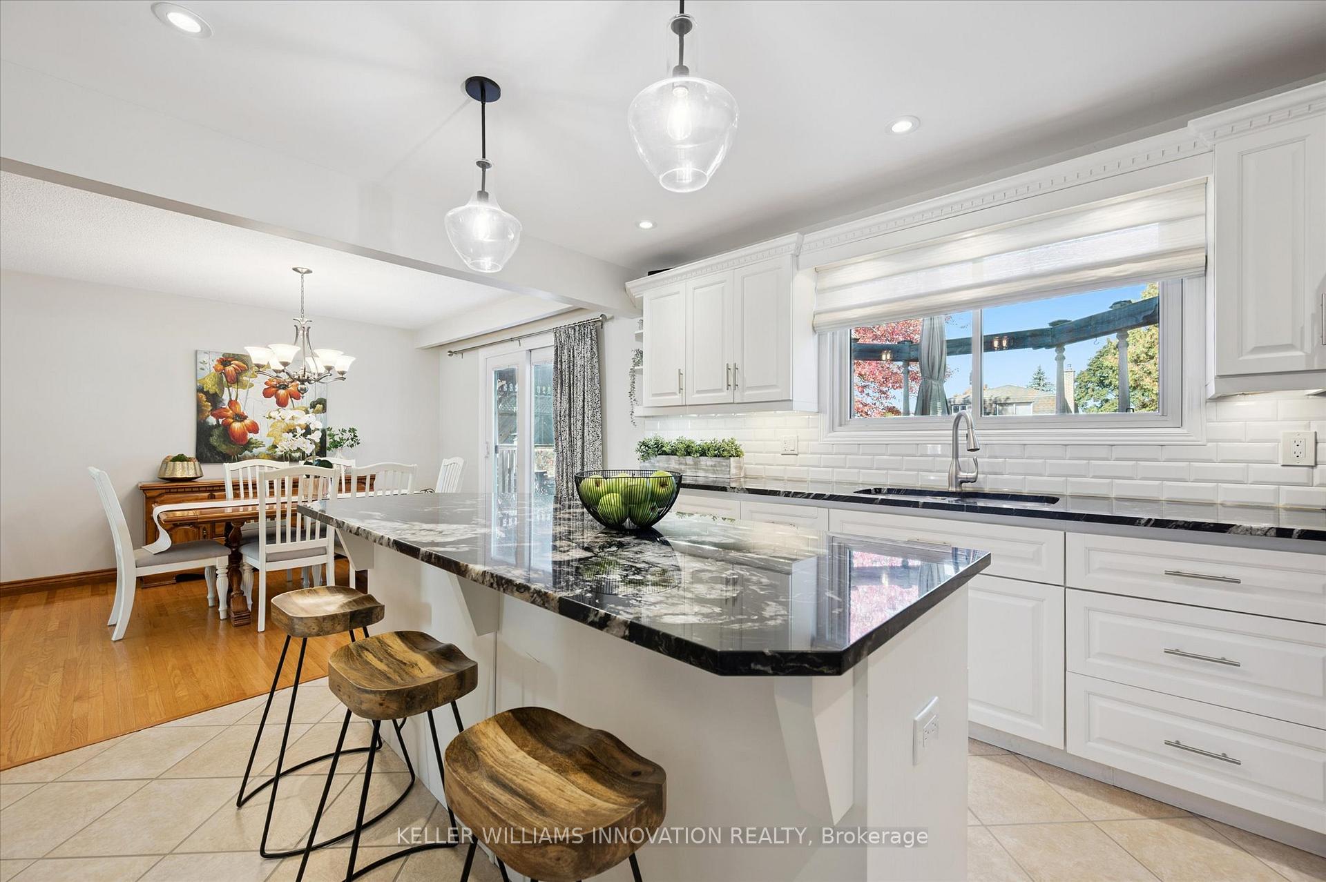 Photo 11 of 153 Forestwood Drive, Kitchener — HOMEH