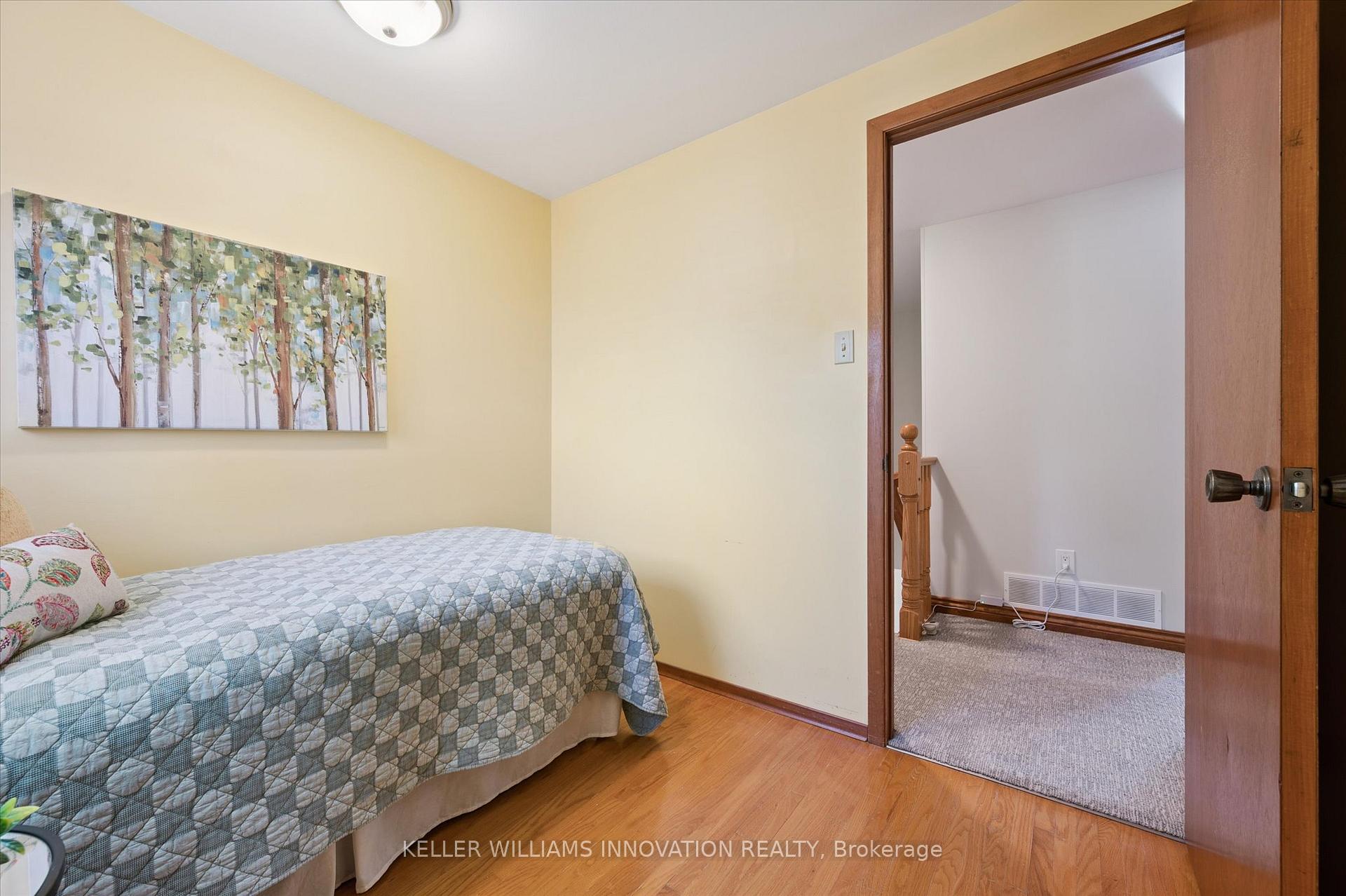Photo 18 of 153 Forestwood Drive, Kitchener — HOMEH