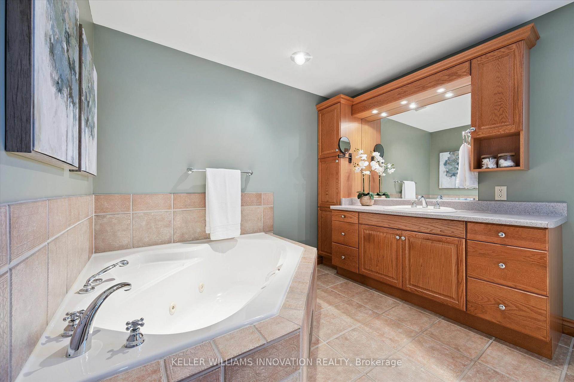 Photo 21 of 153 Forestwood Drive, Kitchener — HOMEH